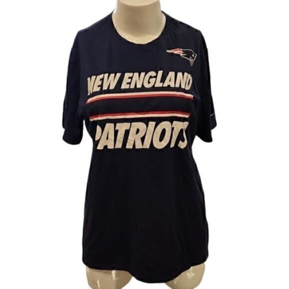 [Nike] New England Patriots - Size XL